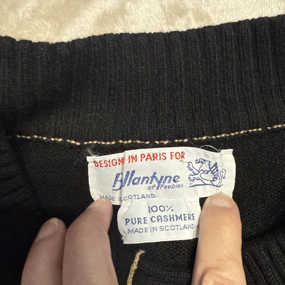 VINTAGE BALLANTYNE OF PEEBLES 100% PURE CASHMERE CARDIGAN PARIS SCOTLAND SWEATER